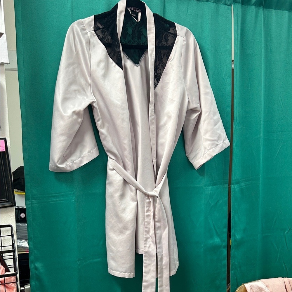 Satin robe, Victoria's Secret, white with black lace trim Size Small